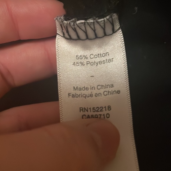 Queen of Hearts Black Cropped Hoodie with Ribbon Draw String - Picture 4 of 5